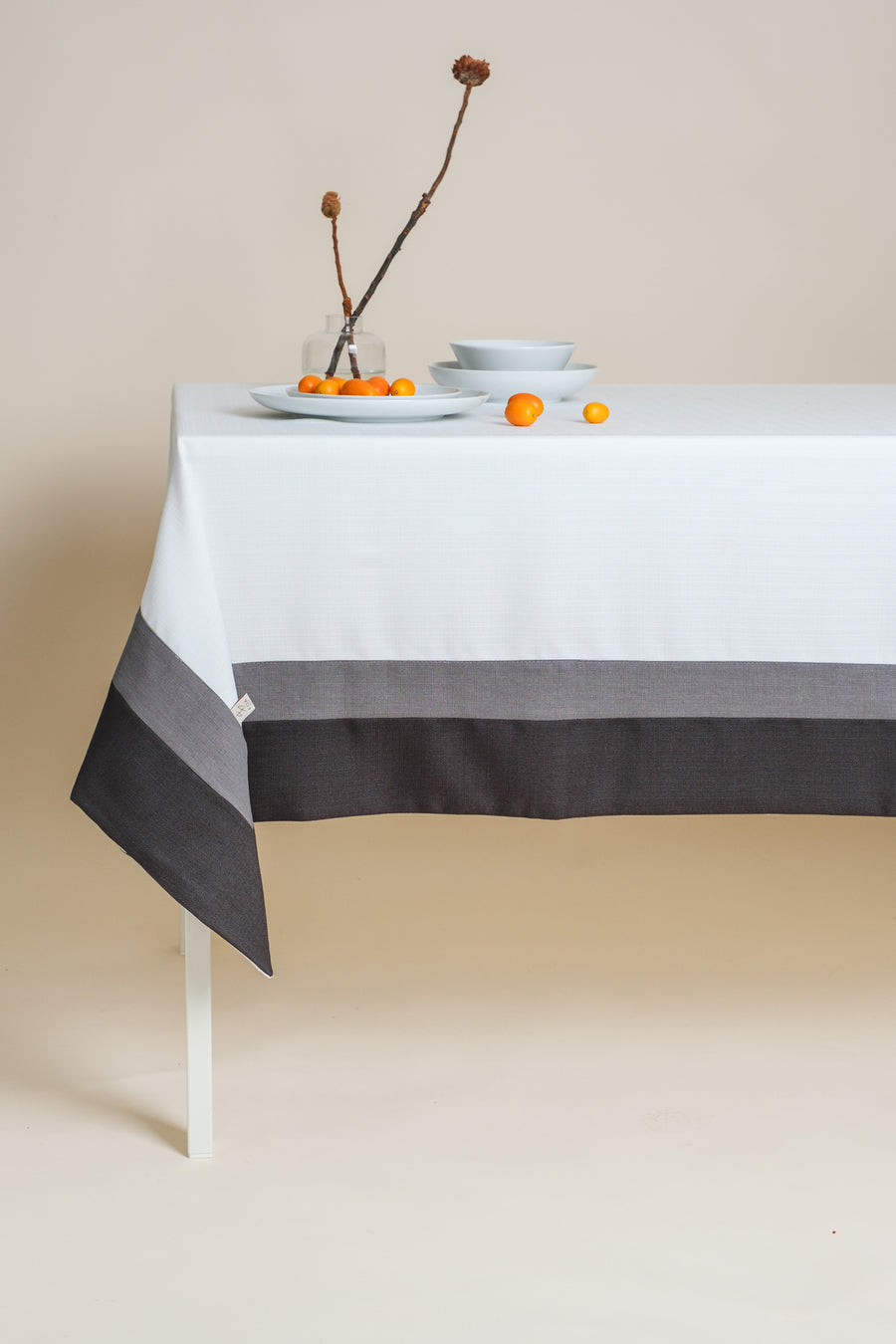 Foa Design Antrasit Bantlı Masa Örtüsü